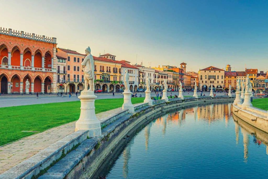 Annahouse, 25 Minutes By Train From Venice Marano Veneziano Exterior foto